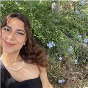Io sono studentessa di Architettura alla Sapienza e molto appassionata di disegnare e dipingere, quindi posso insegnare ai bambini